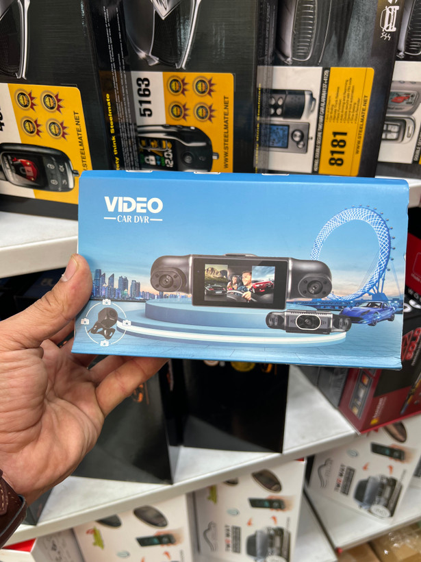 دوربین ثبت وقایع خودرو 4 لنز Y99-WiFi به همراه دوربین دنده عقب